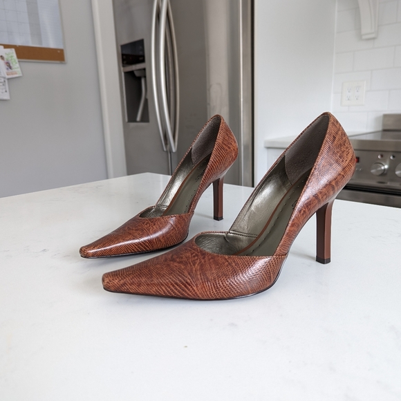 BCBGirls high heels shoes - Picture 2 of 10